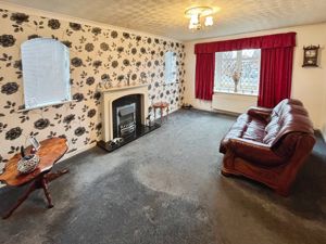 Lounge- click for photo gallery